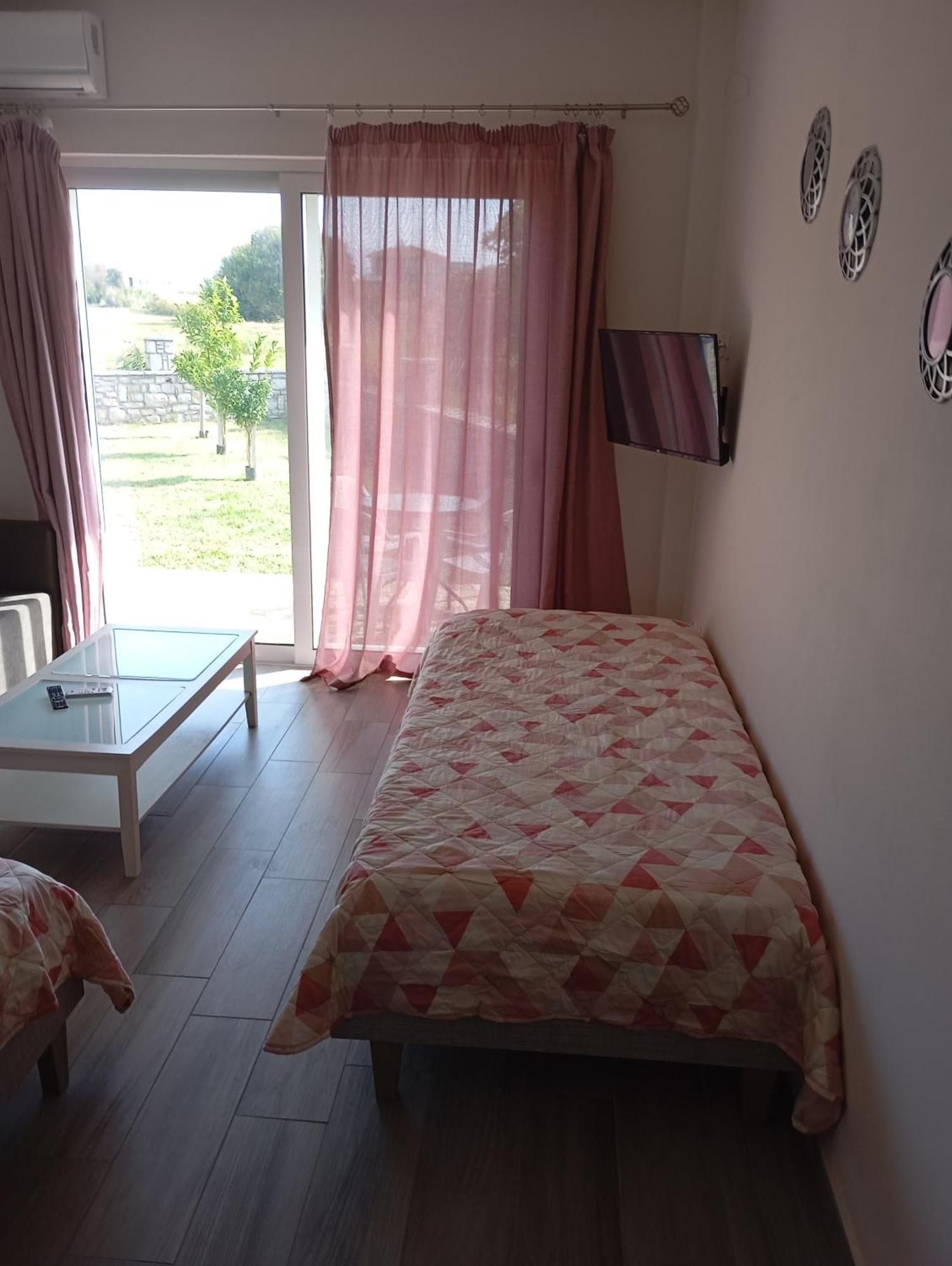 חיליאדו Lighthouse Apartments מראה חיצוני תמונה